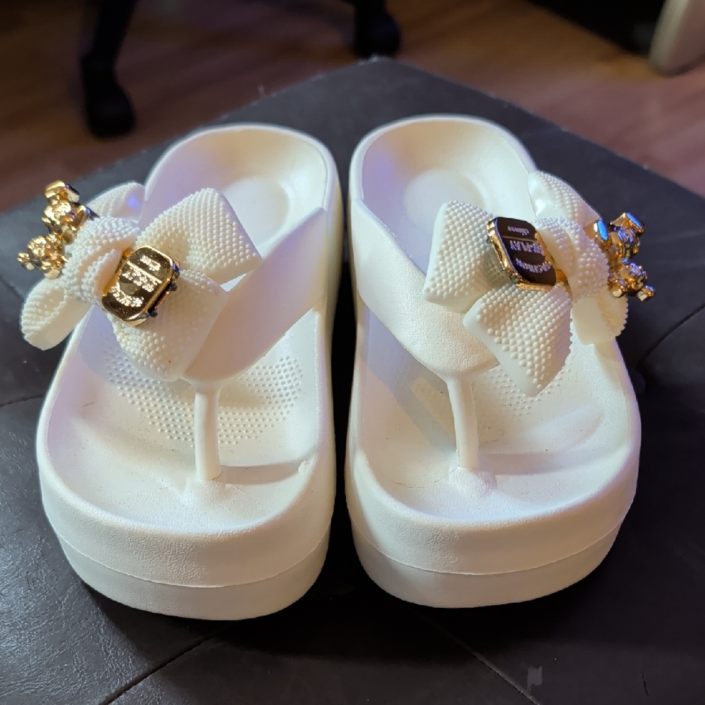 White Soft EVA Cloud Platform Flip Flops Thong with Bow Bear Gold Accents